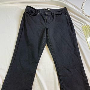 Black Levi’s straight leg jeans for women size 14